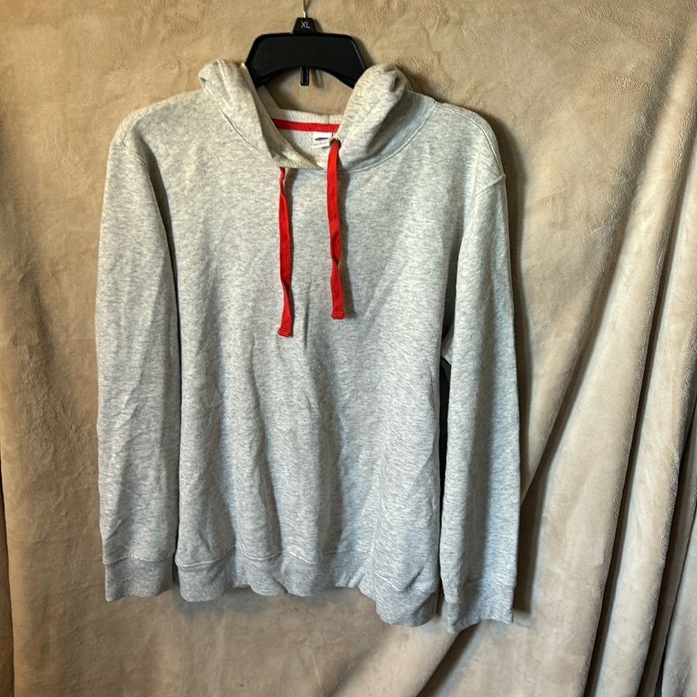 Soft Old Navy two-toned sweatshirt. Used but in good condition.